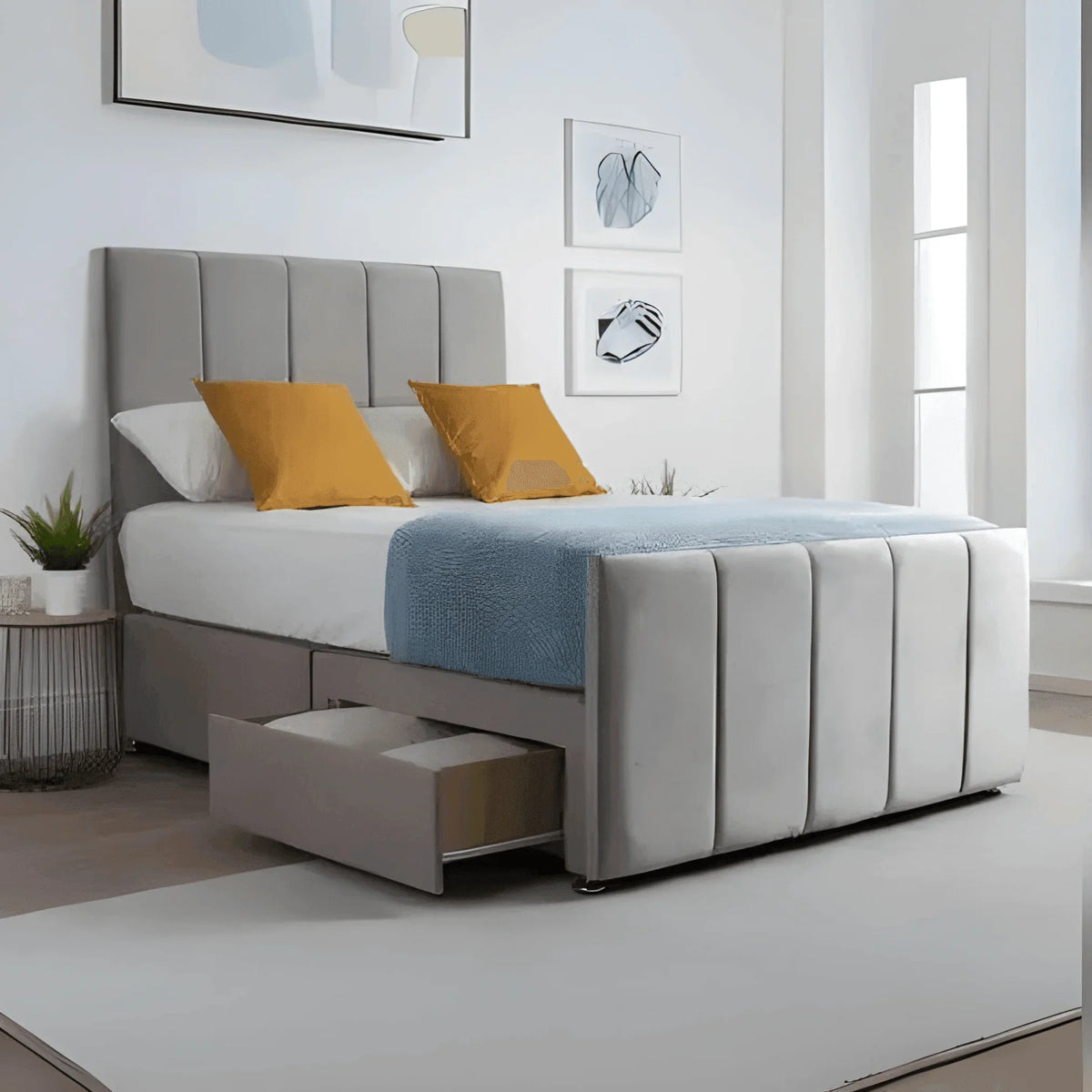 Lara Mini Ambassador Bed