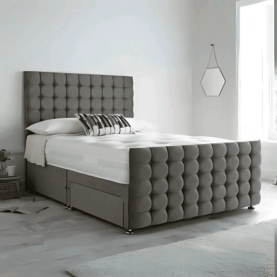 Lara Mini Ambassador Bed
