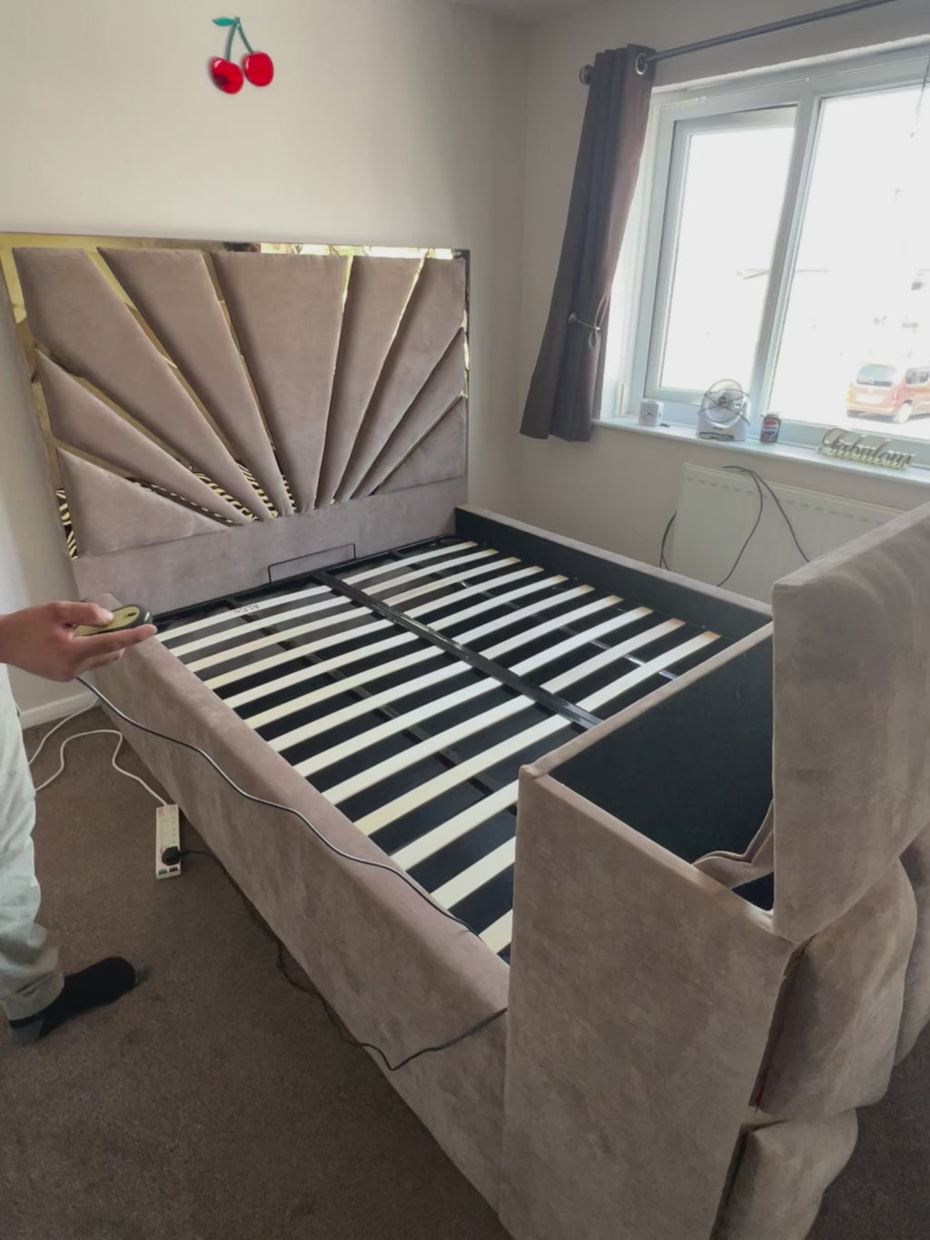 SmartLux TV Bed